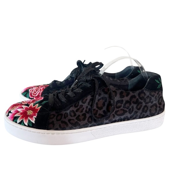 Johnny Was Womens Black Leopard Floral Embroidered Boho Sneakers Size 9.5 - Picture 1 of 9